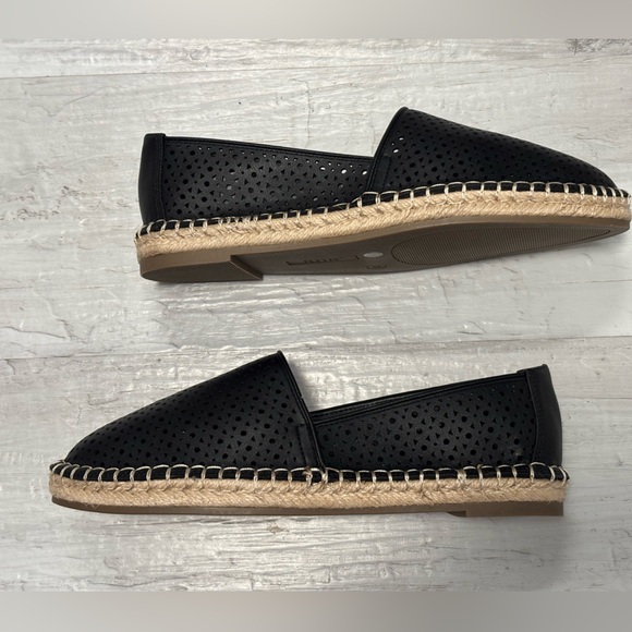 a.n.a Oakland Black Perforated Loafers Women’s Size 10 NWT - Picture 7 of 10